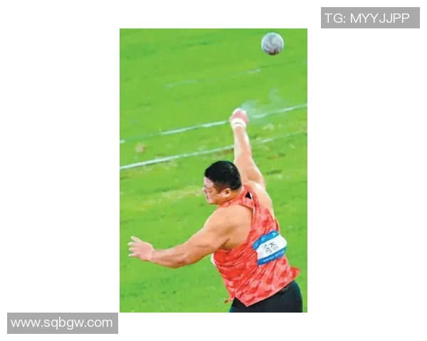 足球明星李响精彩瞬间大集合展现他在绿茵场上的风采与魅力 足球明星李响精彩瞬间大集合展现他在绿茵场上的风采与魅力