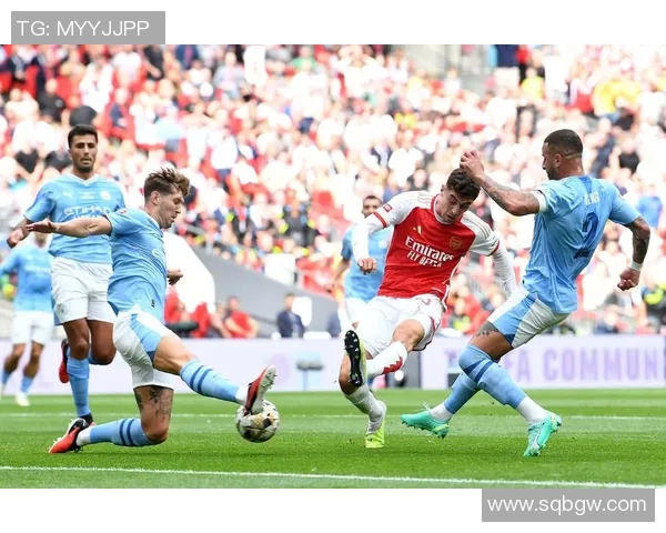 足球明星的魅力瞬间与精彩瞬间的完美结合图片展示 足球明星的魅力瞬间与精彩瞬间的完美结合图片展示