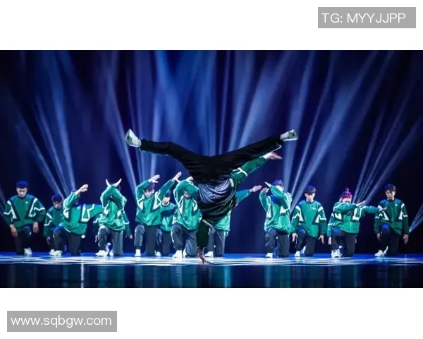 街舞巨献：探秘广州街舞队的状态